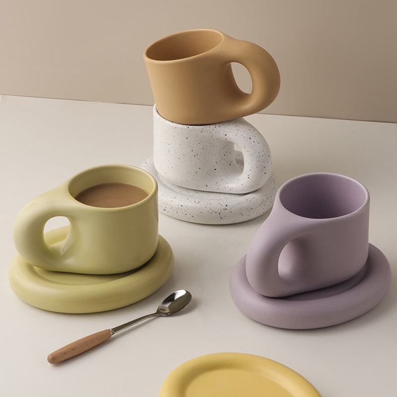 Hug Mug and Tray Set|10oz Ceramic Mug in Six Cheerful Colors