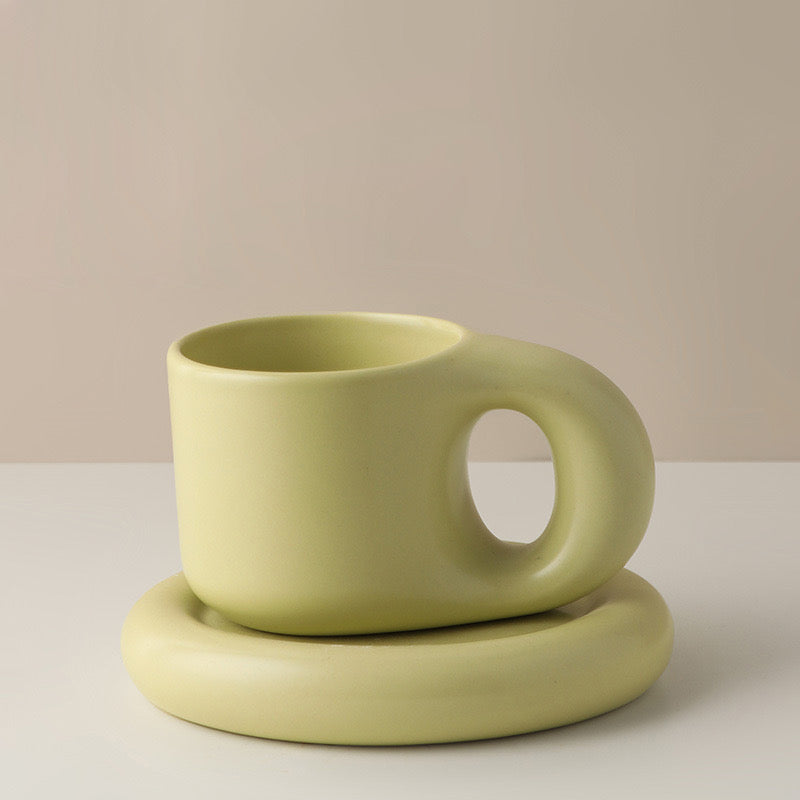Hug Mug and Tray Set|10oz Ceramic Mug in Six Cheerful Colors