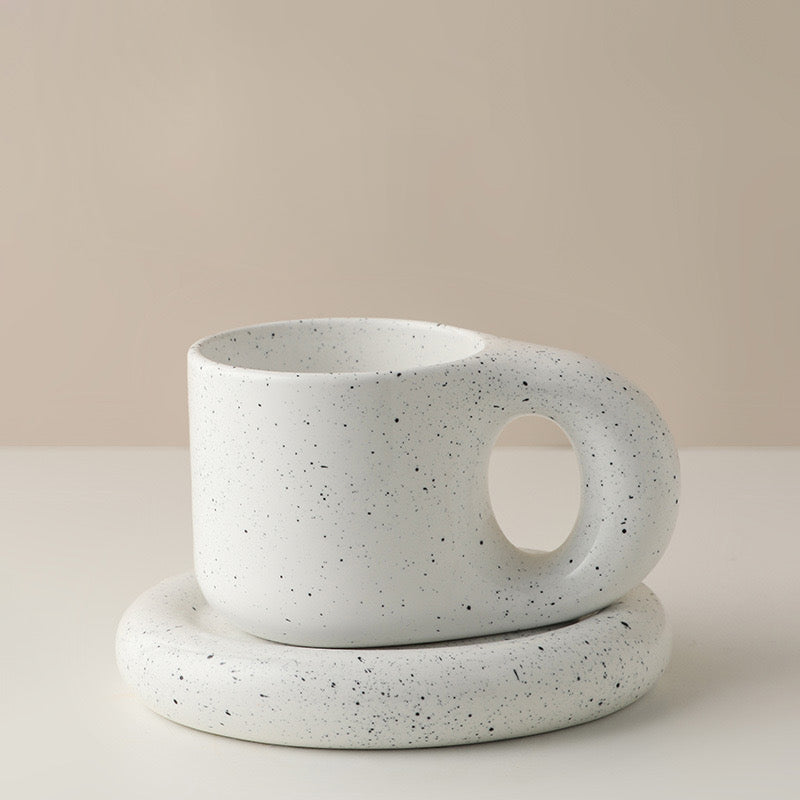 Hug Mug and Tray Set|10oz Ceramic Mug in Six Cheerful Colors