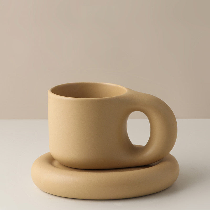 Hug Mug and Tray Set|10oz Ceramic Mug in Six Cheerful Colors