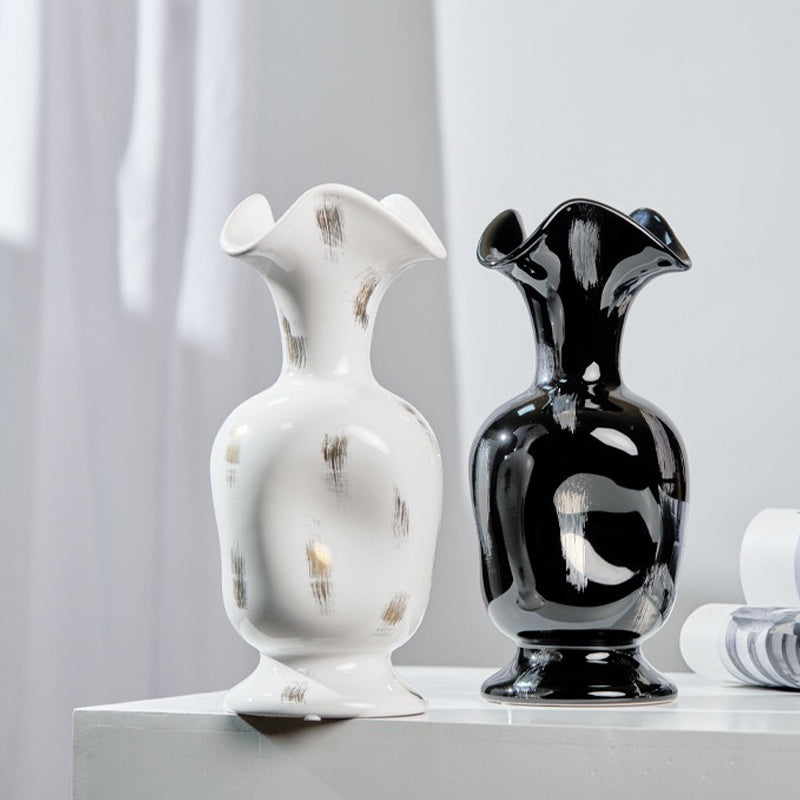 Elegance Wave Ceramic Vase