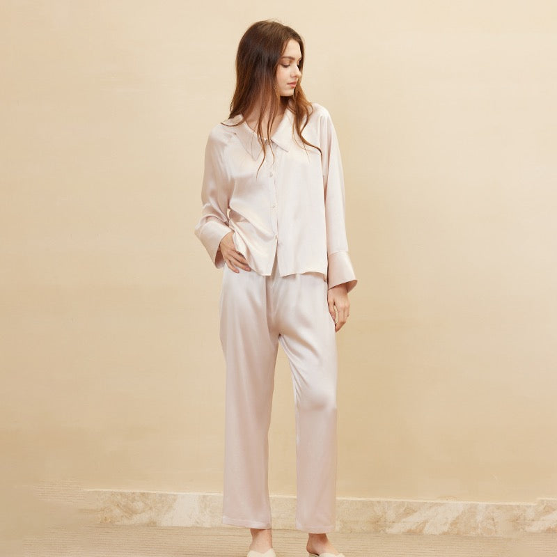Soft Pink Raglan long sleeve and Pants Set | 100% Mulberry Silk Sleepwear